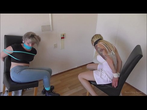 ❤️ Kev quav yeeb quav tshuaj / khi thiab gagged / damsel nyob rau hauv kev nyuaj siab ❤️  Porn video  ntawm hmn.pinkporno.ru%  ﹏